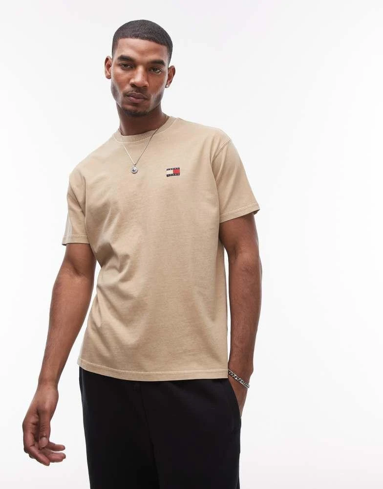 Tommy Jeans Tommy Jeans relaxed badge logo t-shirt in tan 1