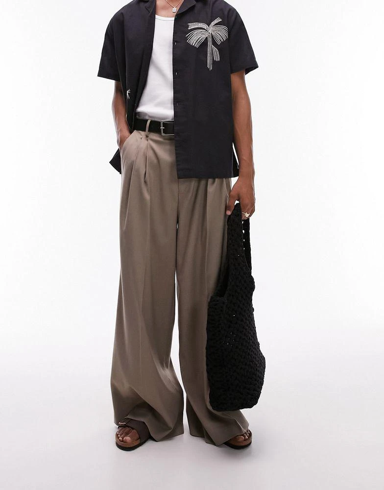 Topman Topman twin pleat baggy smart trouser in stone 1