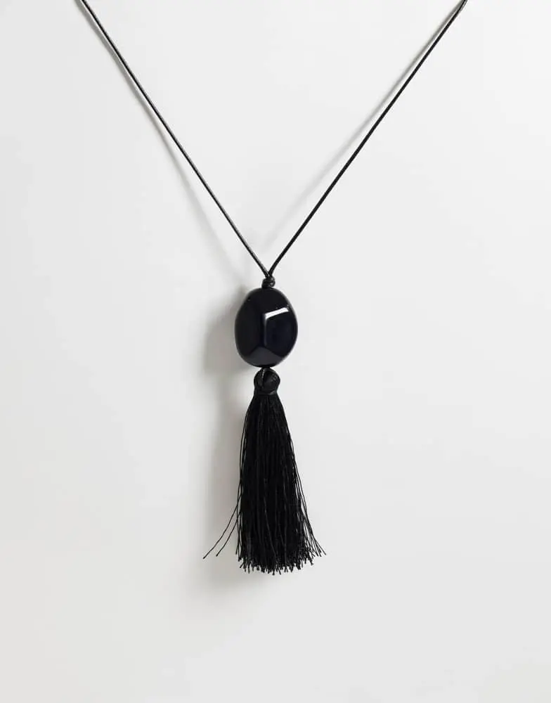DesignB London DesignB London cord necklace with resin and tassle pendant in black