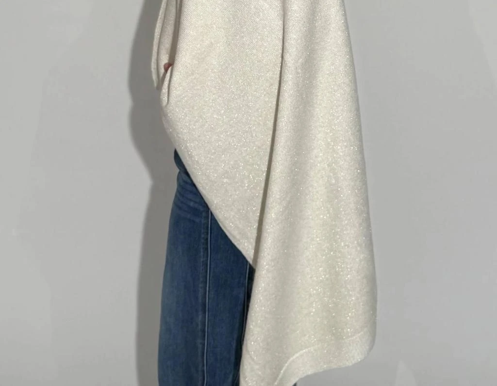 Urban Daizy Urban Daizy - The Halo Poncho 3