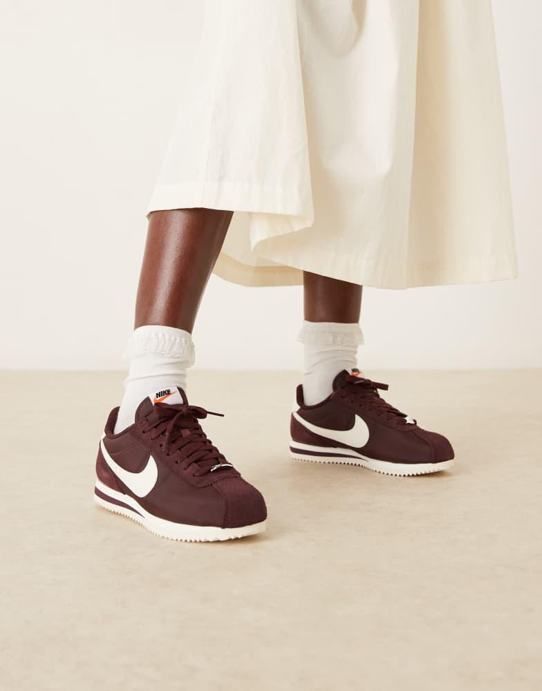 nike cortez burgundy