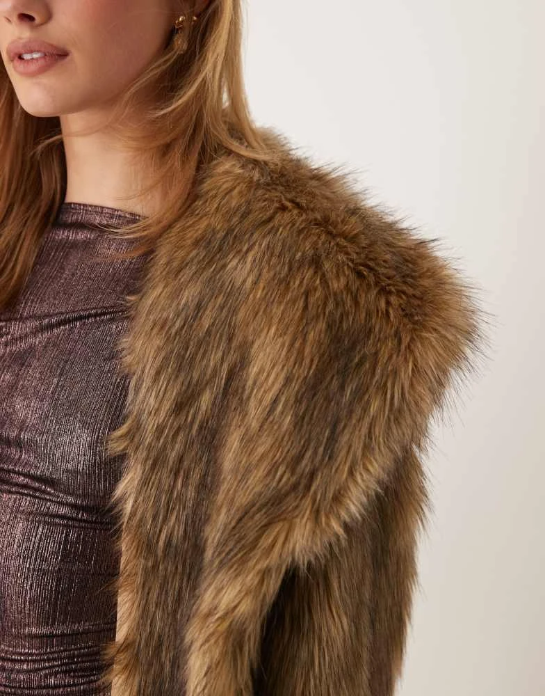 GINA TRICOT Gina Tricot shaggy faux fur jacket in brown 4