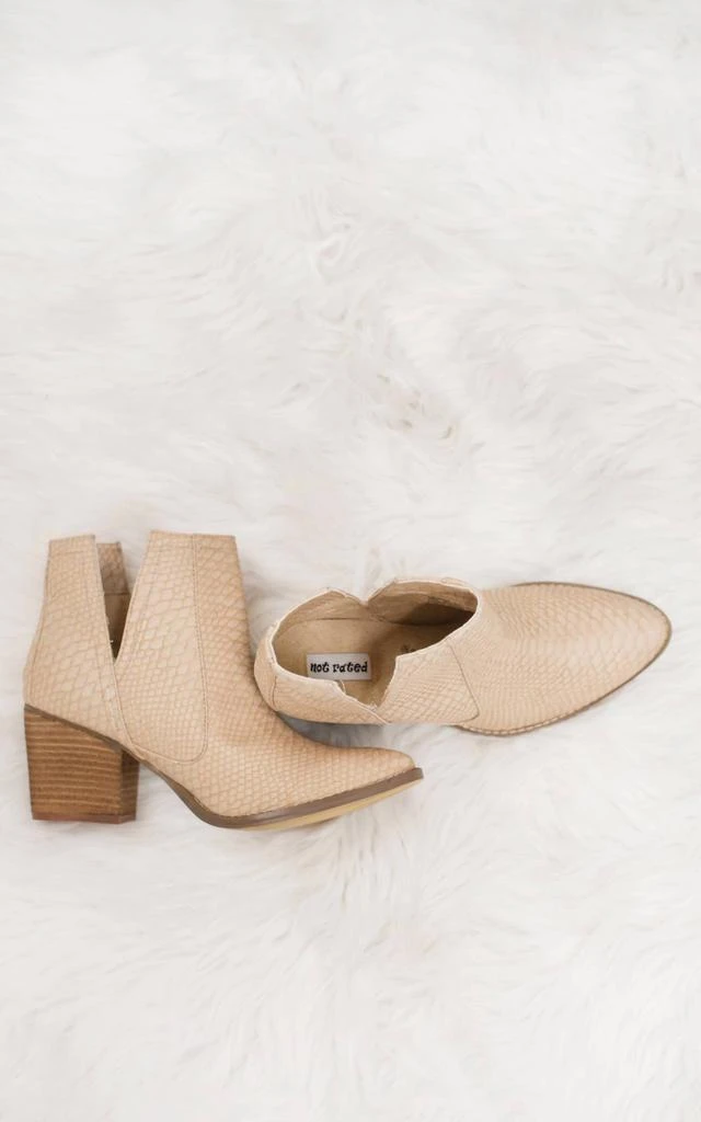 Not Rated Women's Tarim Bootie 3