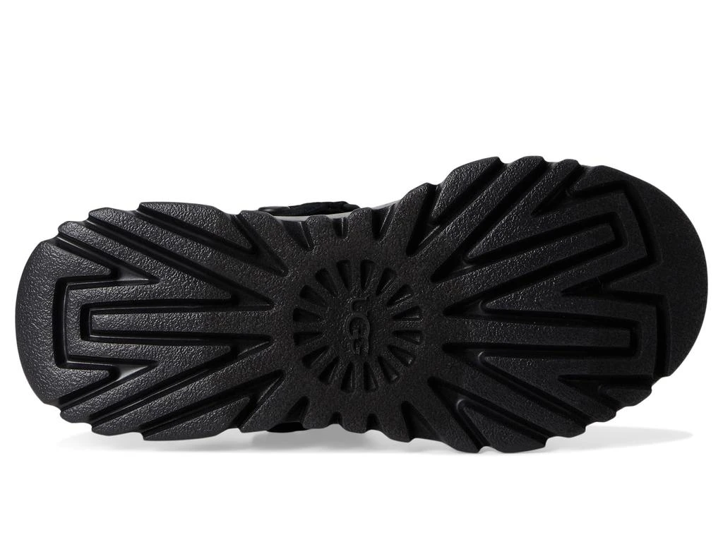 UGG Peakmod Lowcut 3