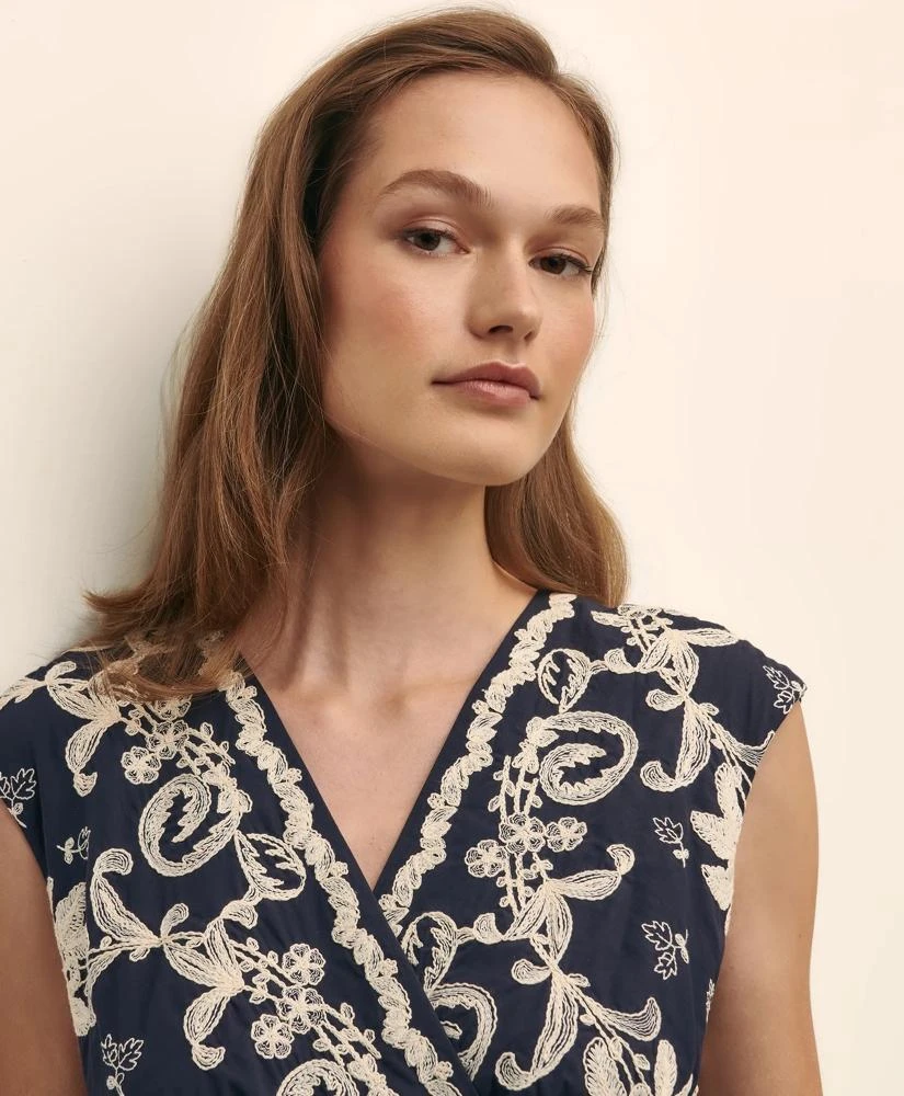 green emerald velvet dress Brooks Brothers Woven Ivory Green Embroidered Floral Coat  The Closet New  York