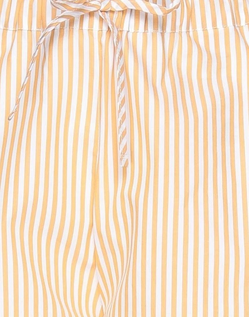 Maison Labiche Shorts
Bermuda 4