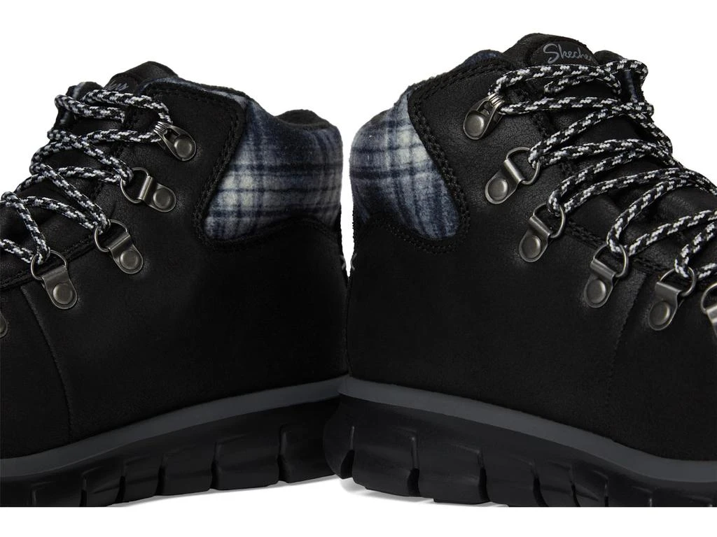 SKECHERS Synergy - Plaid Mood 6