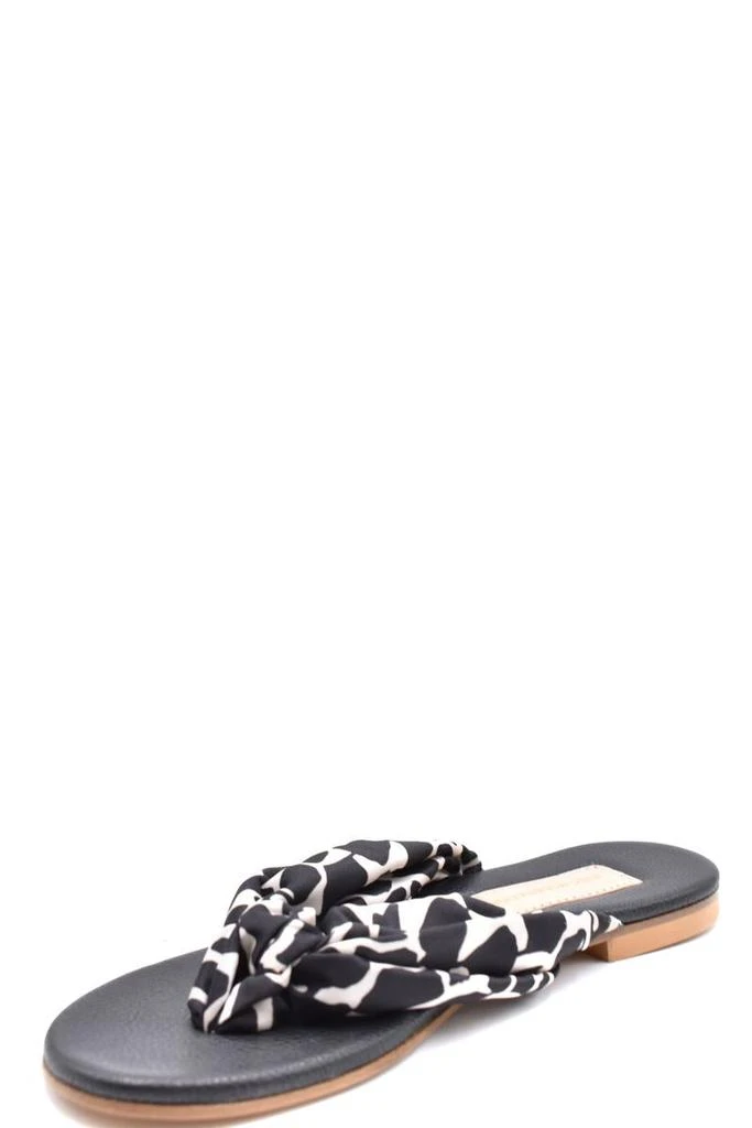 Avec Moderation Avec Moderation Flip-Flops 3