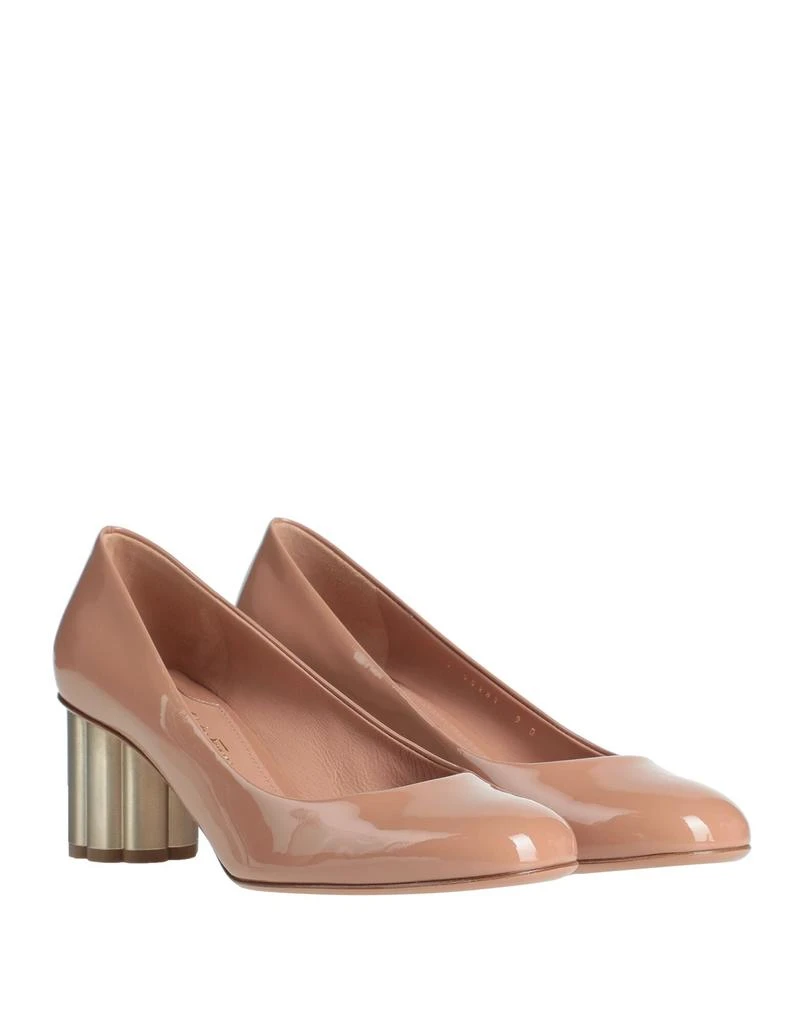 Salvatore Ferragamo Pump 2