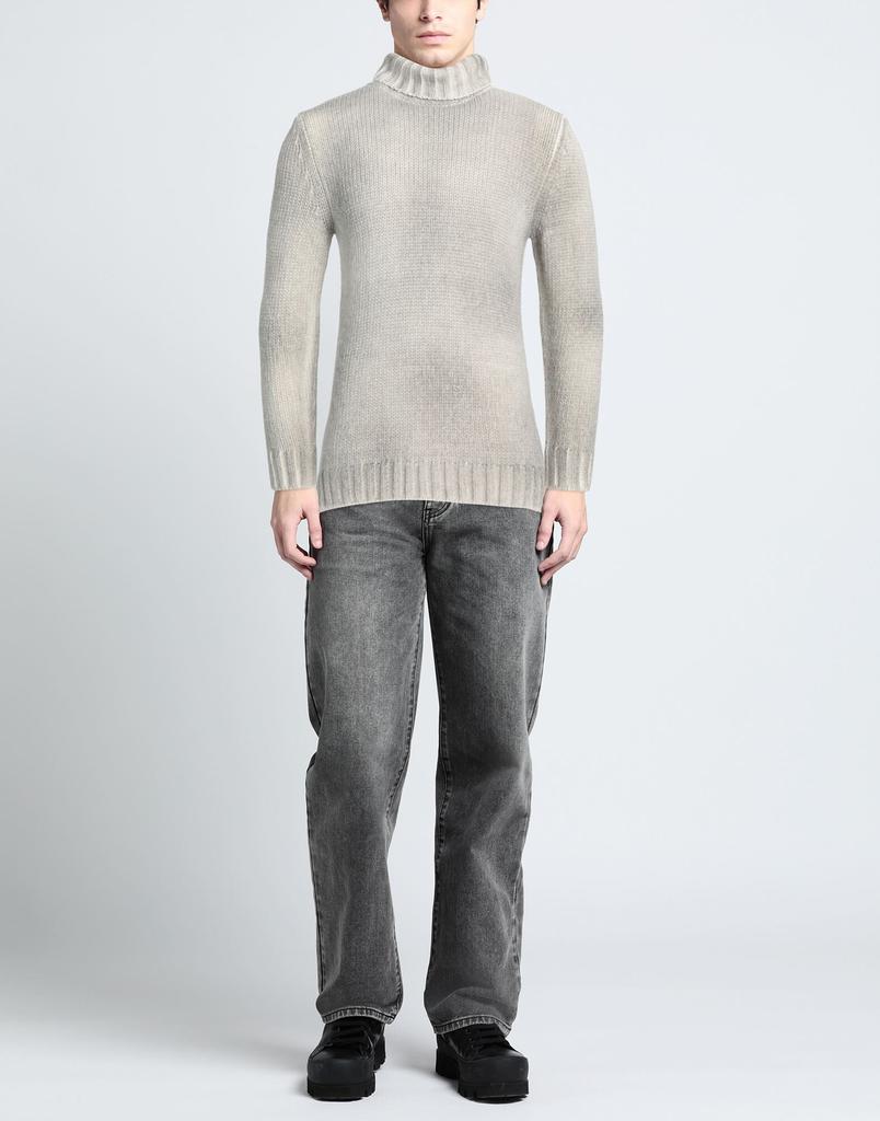 BELLWOOD Turtleneck