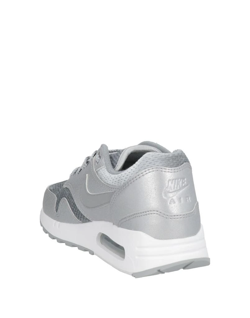 NIKE Sneakers 3