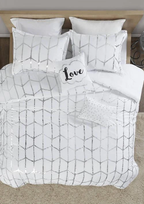Intelligent Design Design Raina Metallic Printed Comforter Set 2