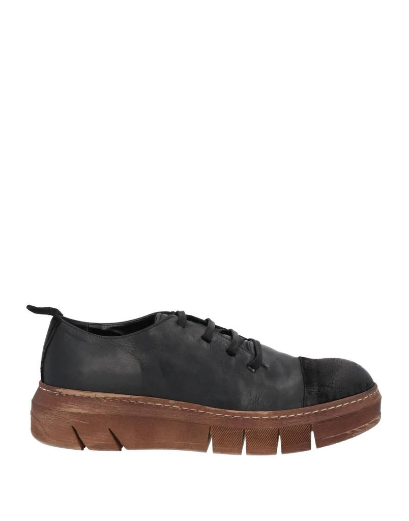 1725.A Sneakers 1