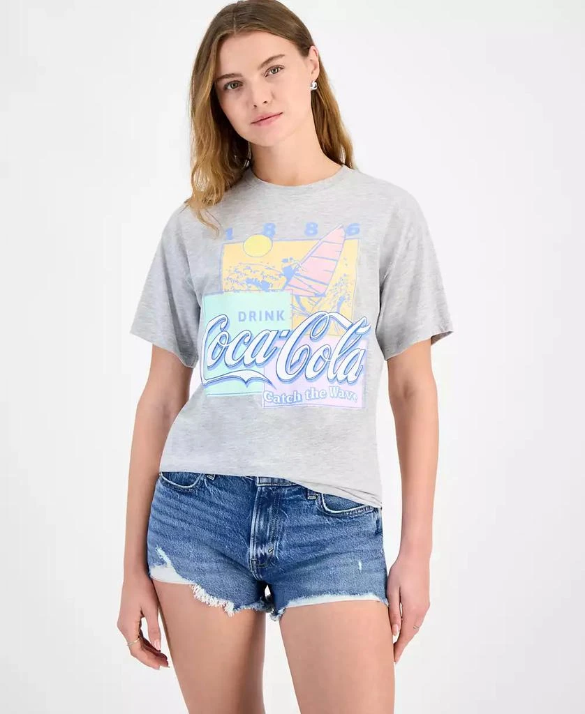 Freeze 24-7 Juniors' Coca-Cola Graphic Relaxed-Fit T-Shirt 1