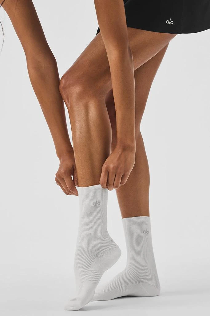 Alo Unisex Half-Crew Understated Sock - White 4