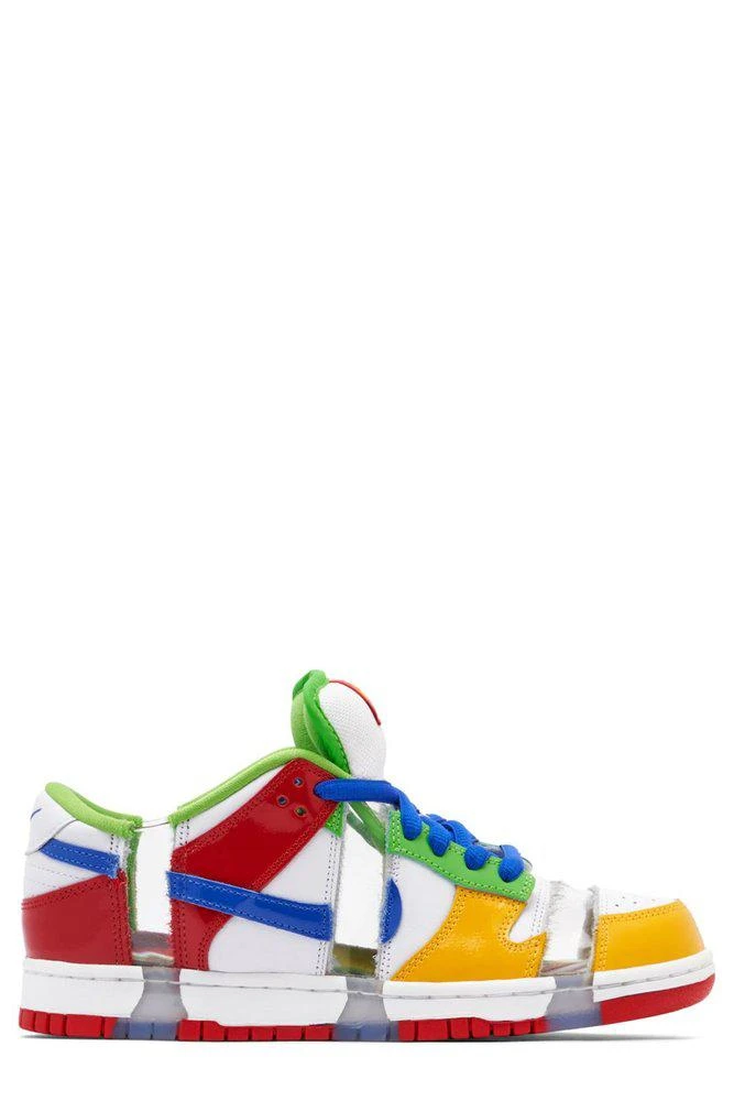 NIKE Nike Sb Dunk Low Sandy Lace-Up Sneakers