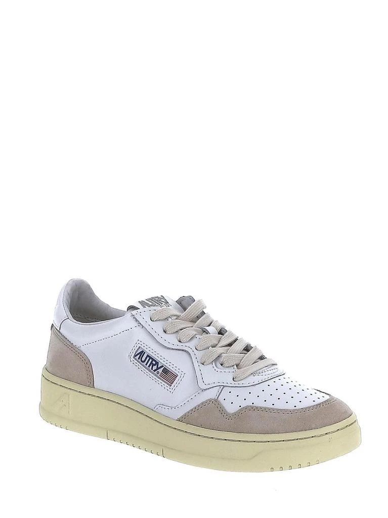 Autry Medalist Low Sneakers 2