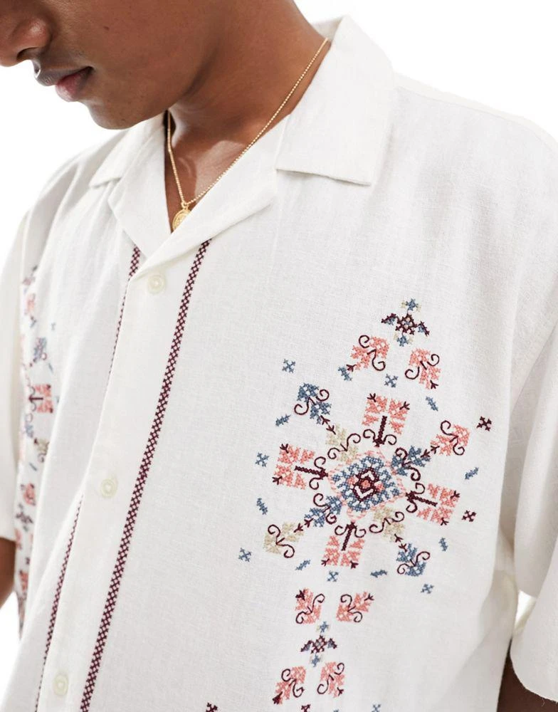 Abercrombie & Fitch Abercrombie & Fitch embroidered short sleeve linen blend shirt in white 4