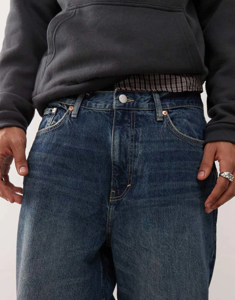 Weekday Weekday Galaxy loose fit baggy jeans in dark blue wash 5