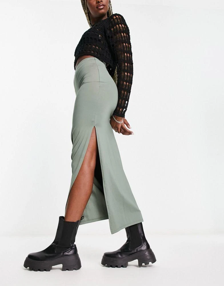 Bershka Bershka ribbed midaxi skirt in khaki 1