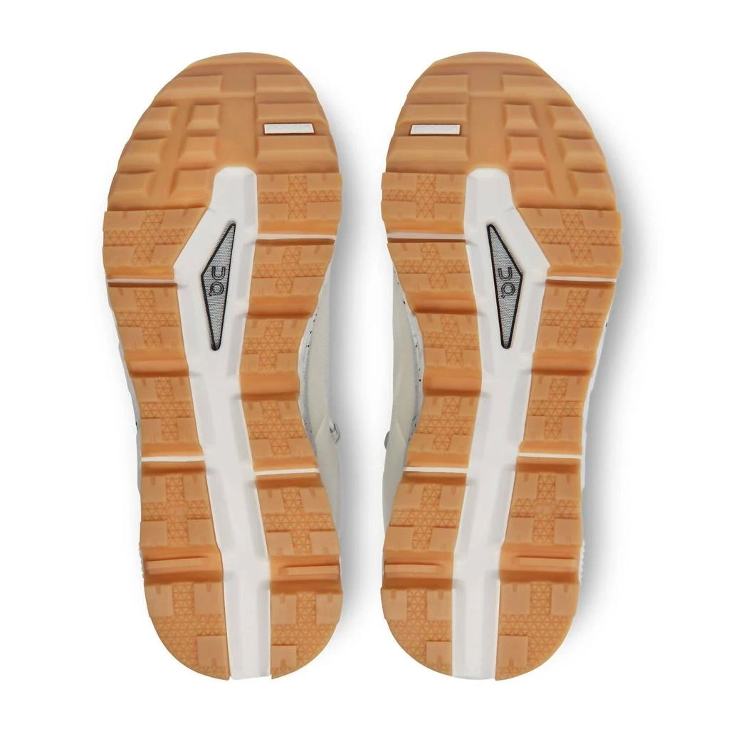 ON RUNNING On Running - Women's Cloudtrax Running Shoe 4