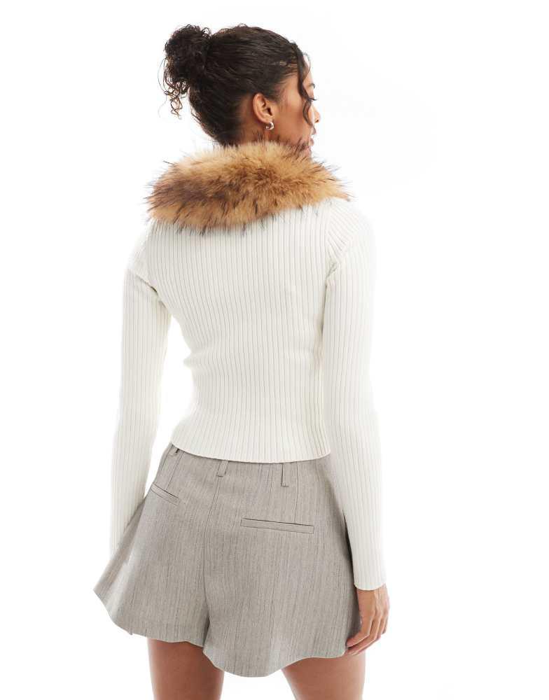 Bershka Bershka faux fur collar zip up knitted top in ecru