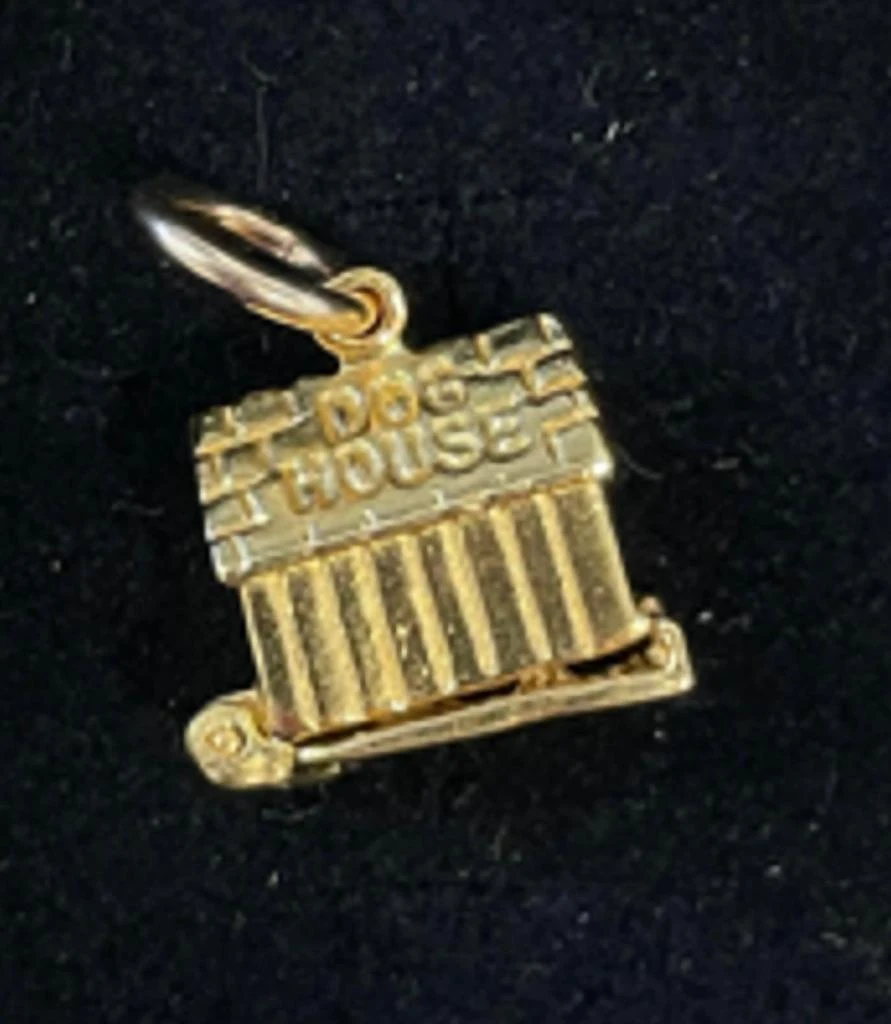 Azi Rasson Azi Rasson - Women
s Vintage Dog House Charm