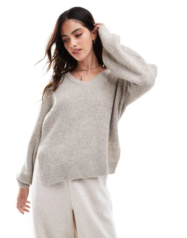 Vila Vila v neck jumper in natural melange