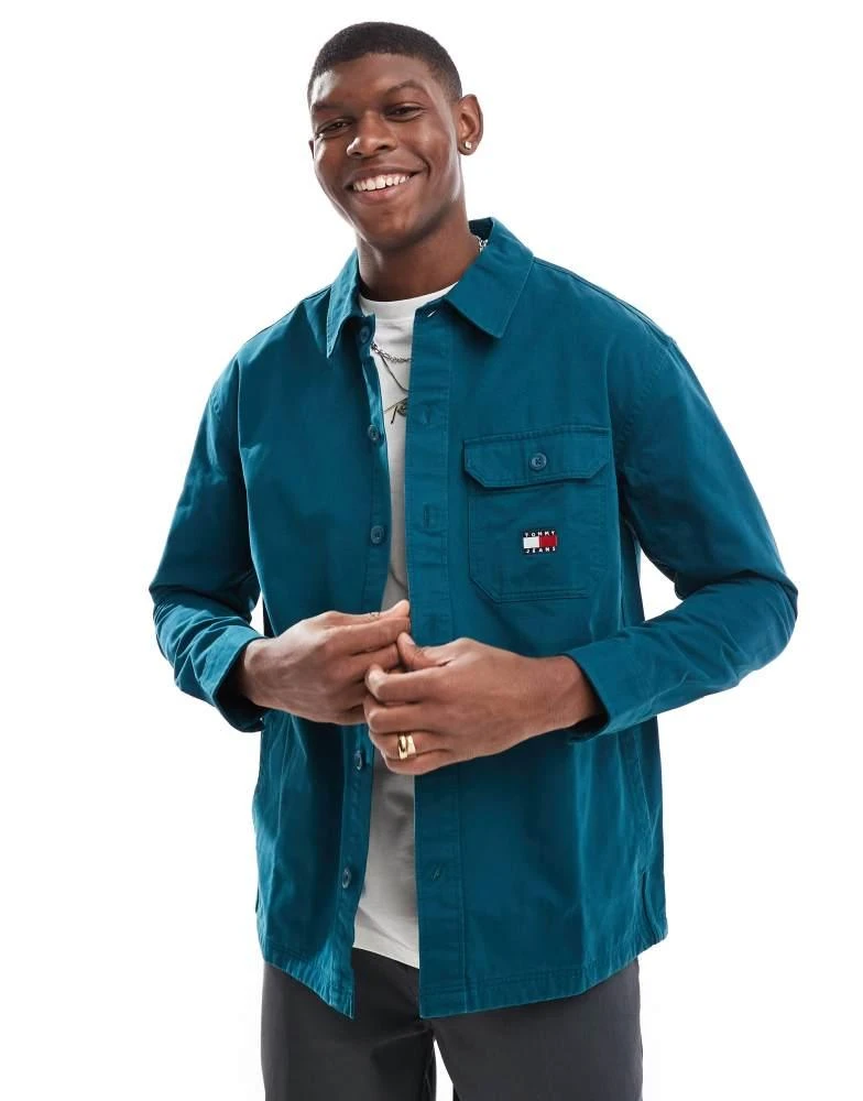 Tommy Jeans Tommy Jeans essential overshirt in dark green 1