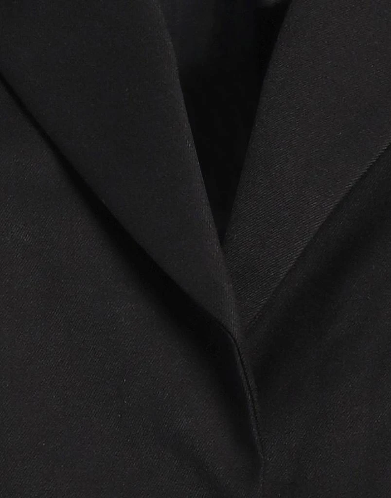 Motel Blazer 4
