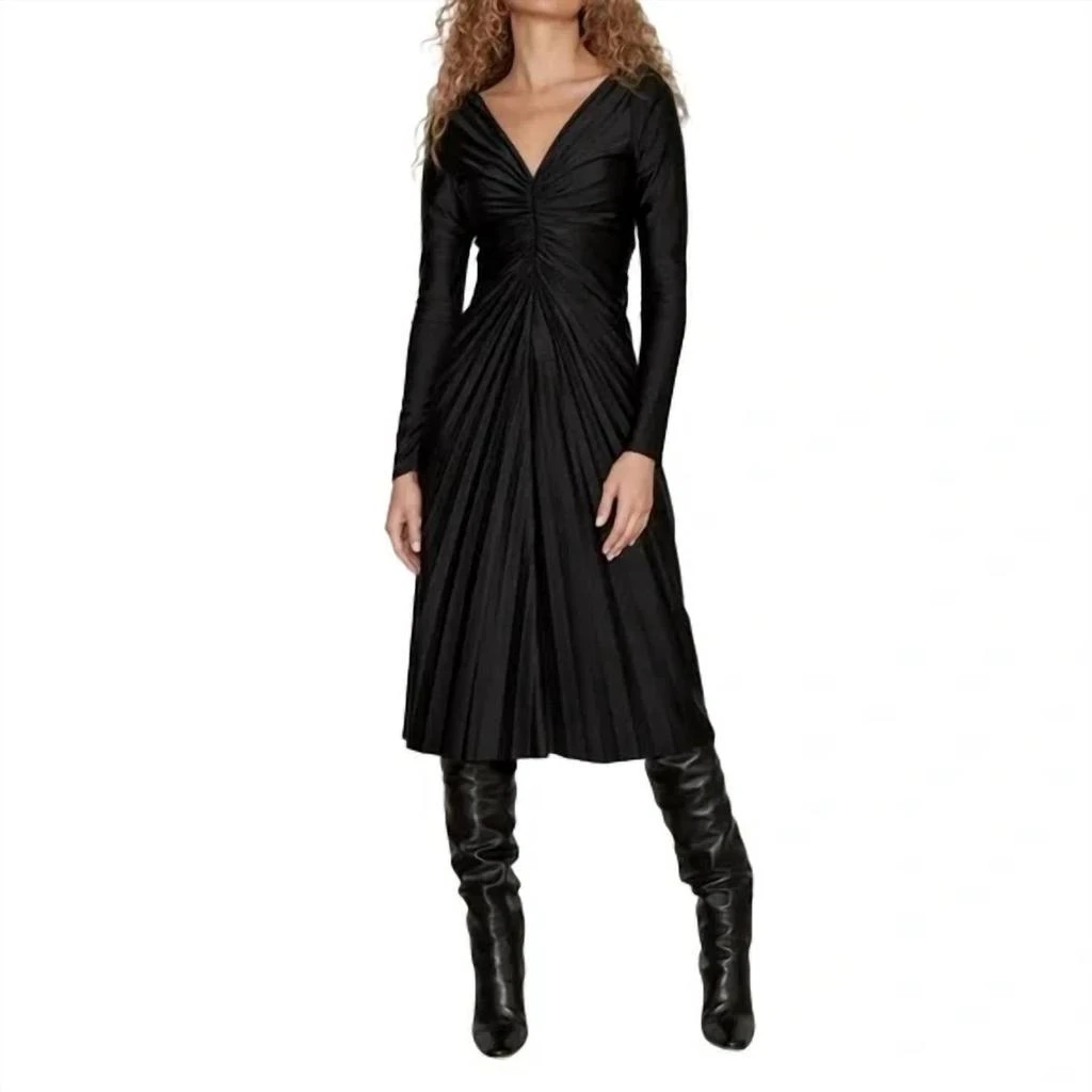 Shop Delfi Collective - Francesca Midi Dress on Sale at BeyondStyle  Get  65% Off Delfi Collective - Francesca Midi Dress with Limited-Time Flash  Deals, Exclusive Discounts, and Special Offers. Enjoy Unbeatable