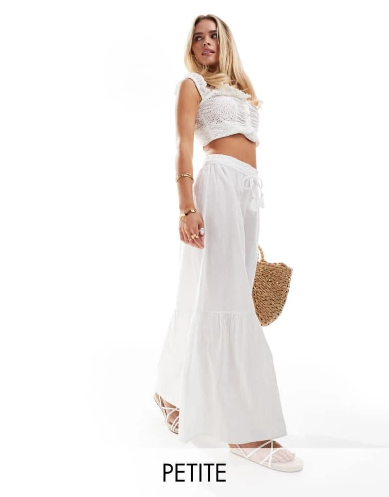 Vero Moda Petite Vero Moda Petite boho maxi skirt in white 1