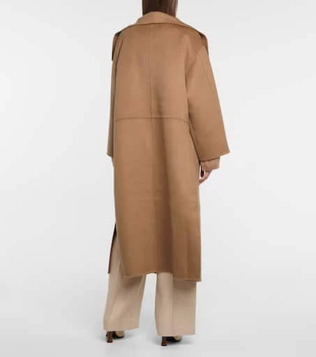 Toteme Signature wool and cashmere coat 3