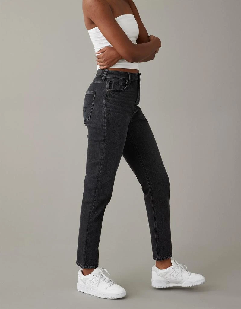 AE AE Strigid Mom Jean 5