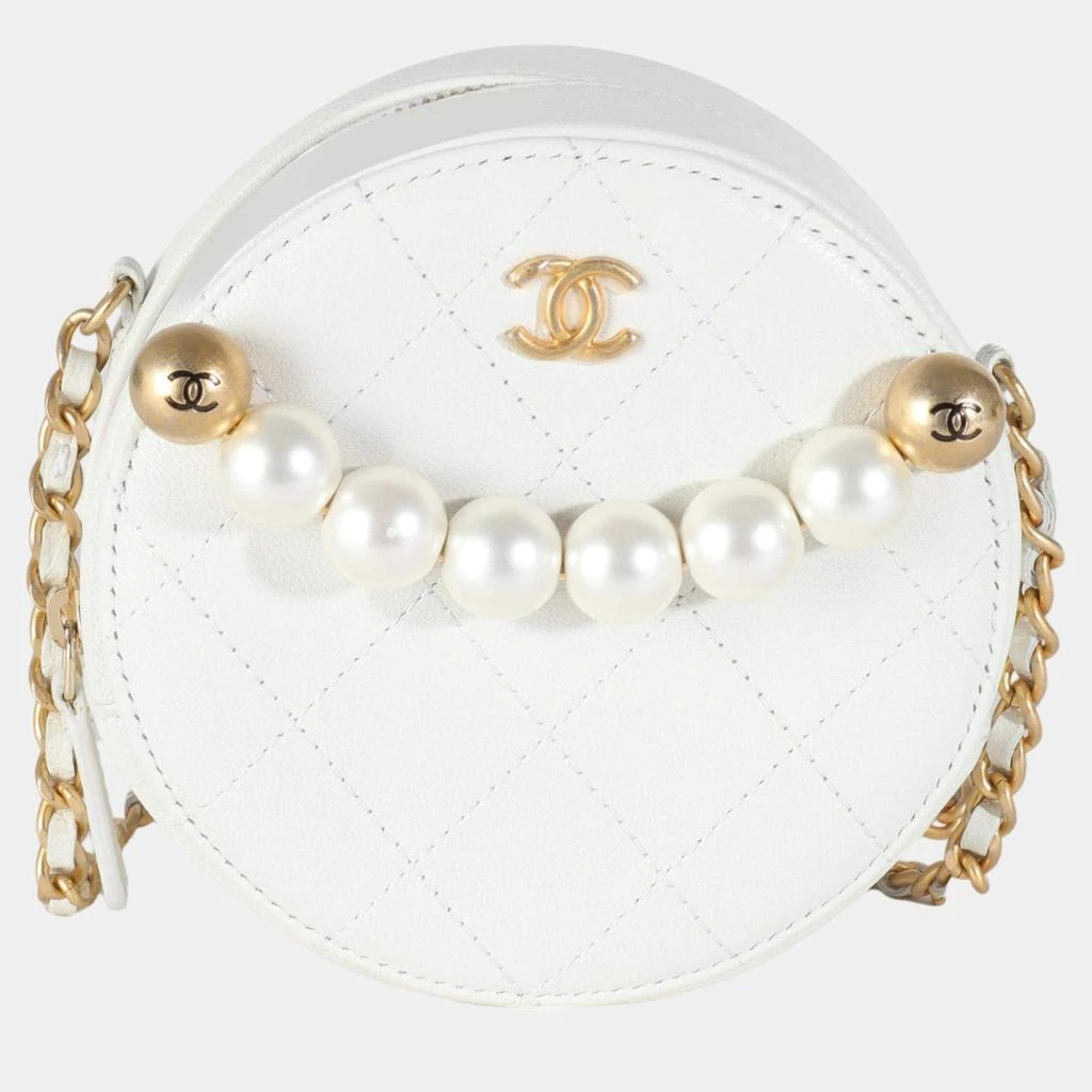 Chanel Chanel White Quilted Lambskin Pearl Round Clutch With Chain 1