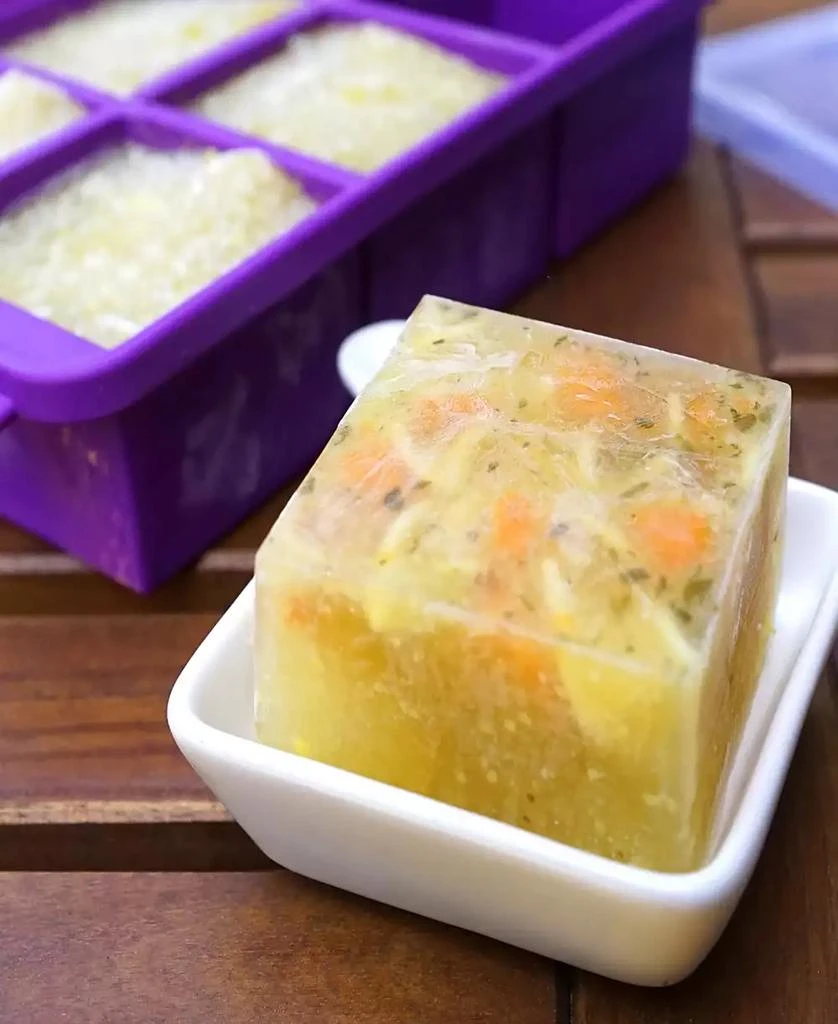 Shape+Store The Soup Master 6 cup soup freezer container 4