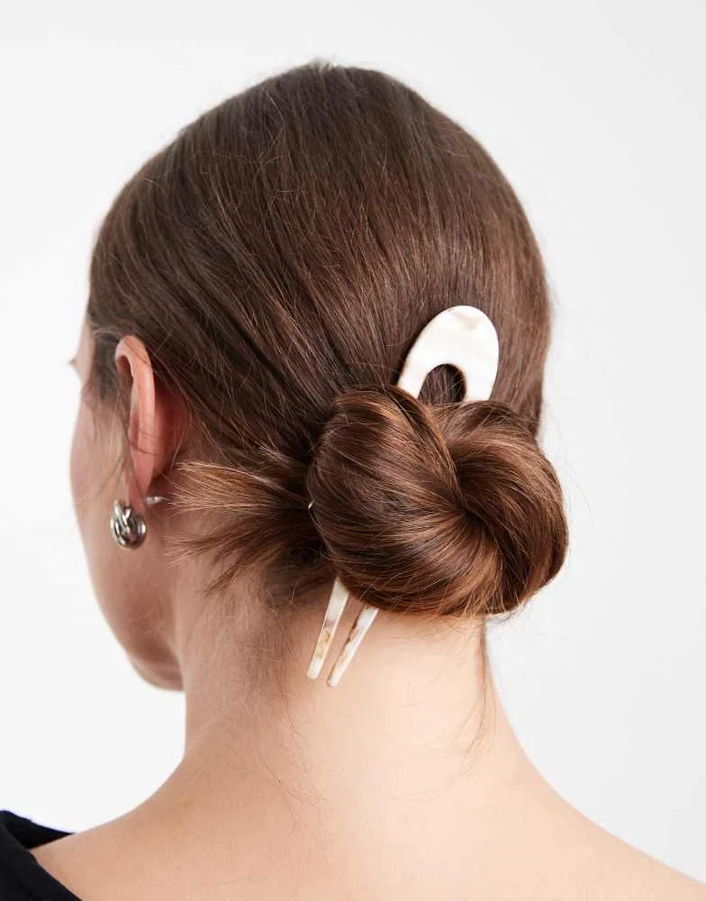 ASOS ASOS DESIGN mixed resin French pin in multi