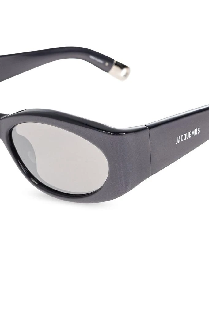 Shop Jacquemus X Linda Farrow Ovalo Oval Sunglasses on Sale  display picture 3