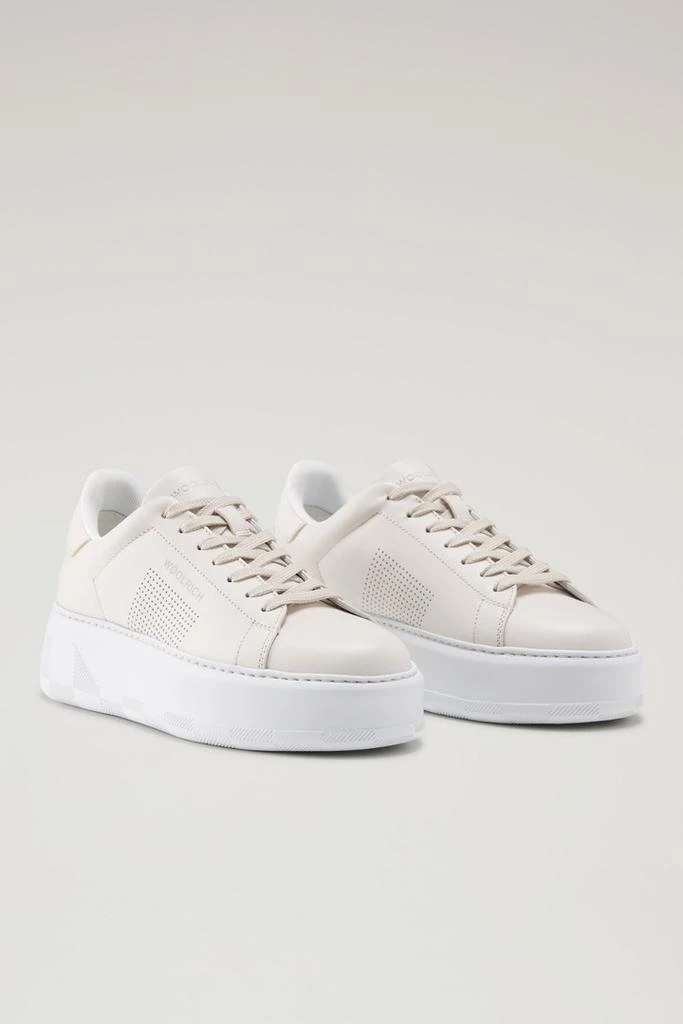 WO-FOOTWEAR Chunky Court Sneakers in Leather with Micro-Perforations - Women - Beige 2