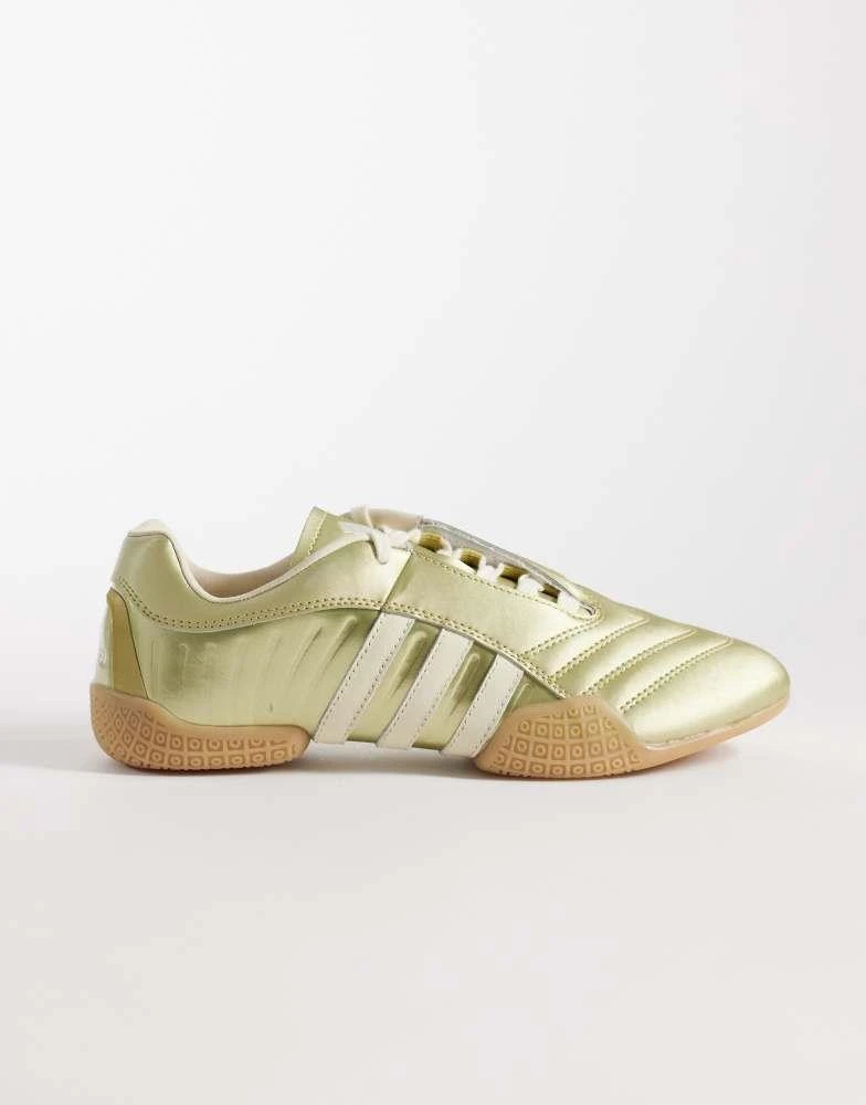 Adidas adidas Originals Taekwondo Mei Elite in gold