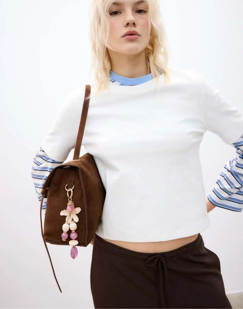 Stradivarius Stradivarius Enamelled flower charm keyring in gold 2