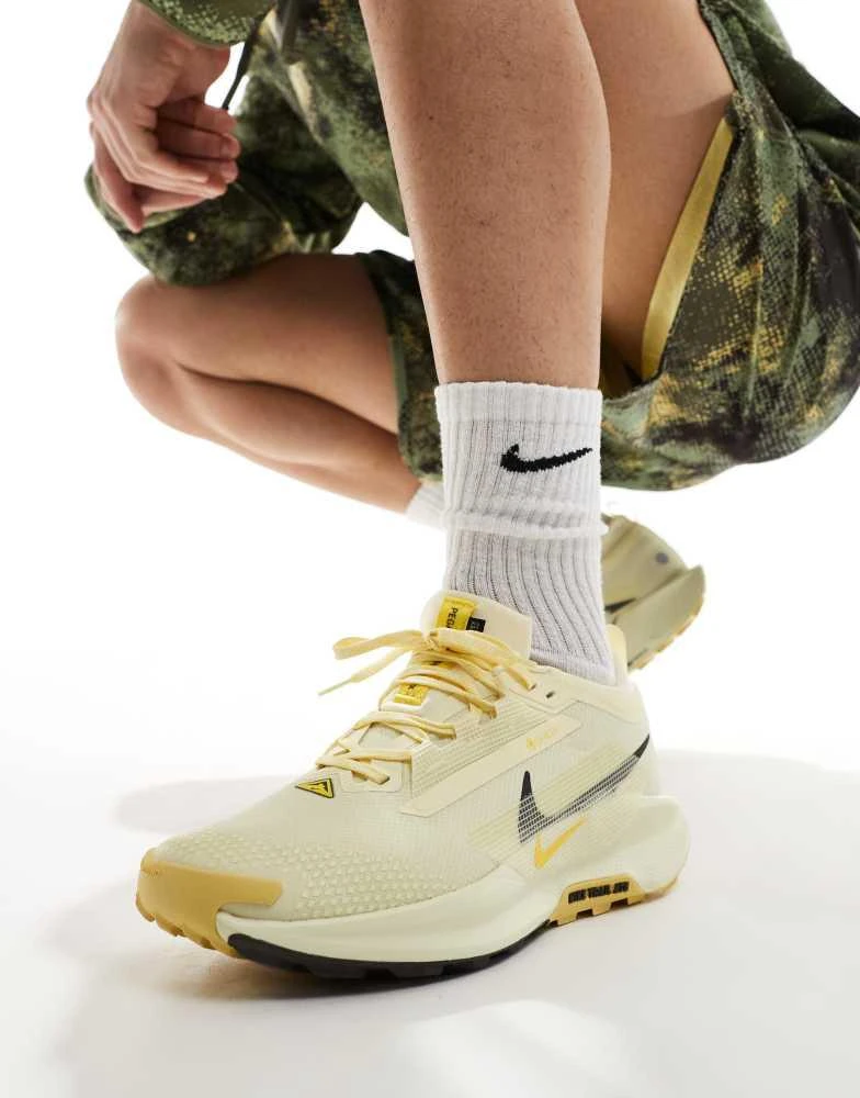 NIKE Nike Running Reactx Pegasus Trail 5 Gore-TEX trainers in yellow 1