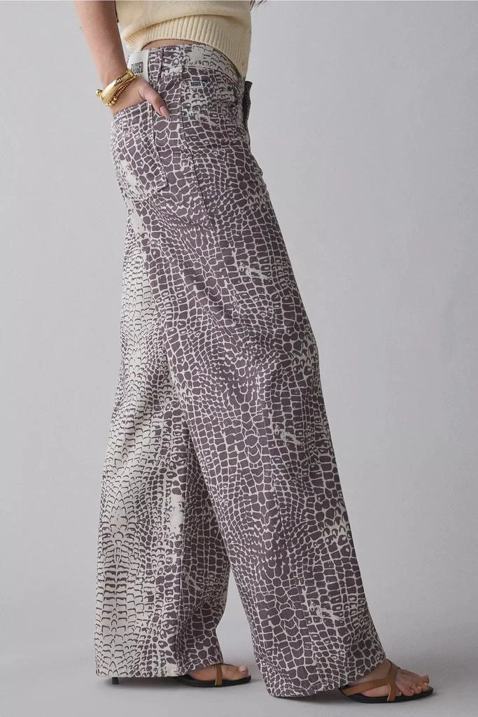 The Ragged Priest The Ragged Priest Bite Printed Wide-Leg Jean 3