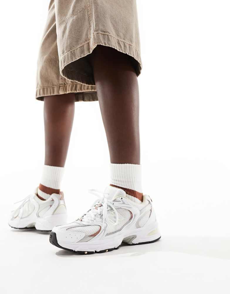 New Balance New Balance 530 trainers in white and silver with brown