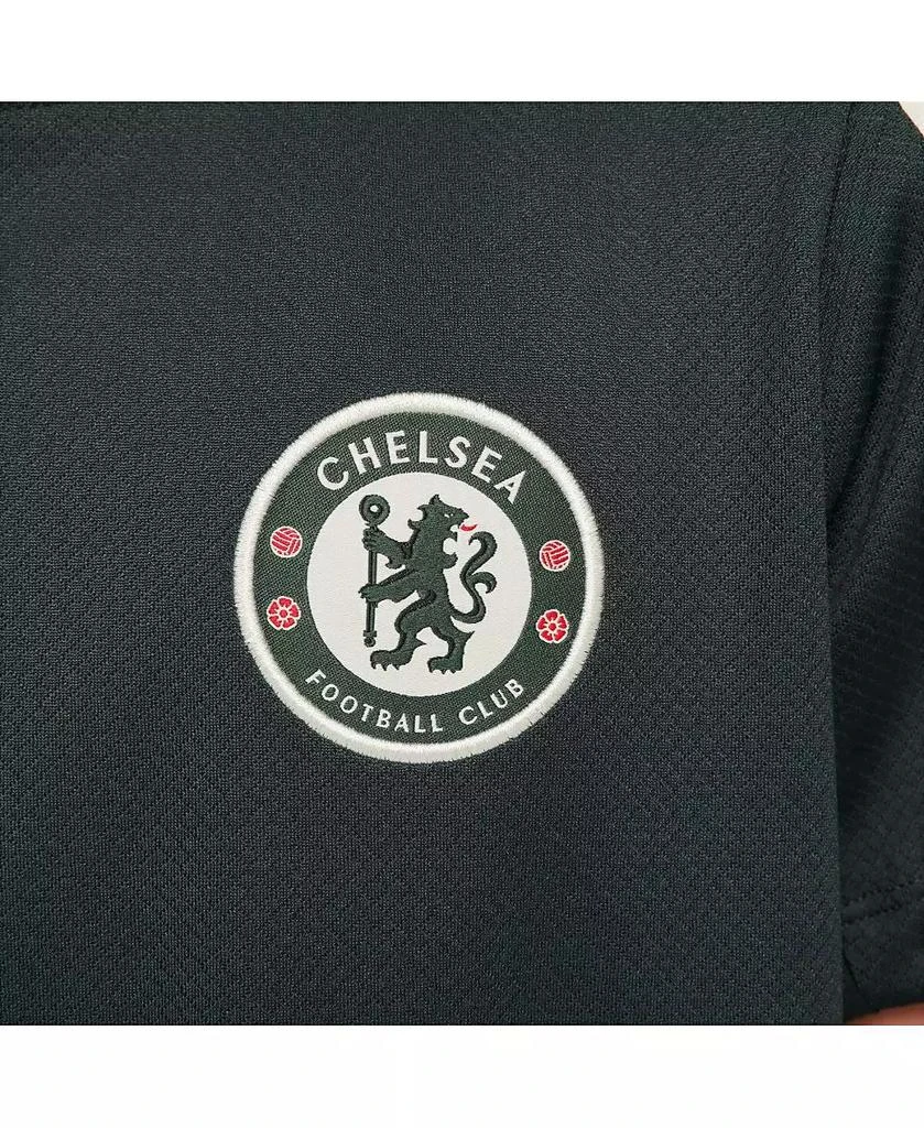 NIKE Big Boys and Girls Green Chelsea 2025/26 Strike Raglan Top 3