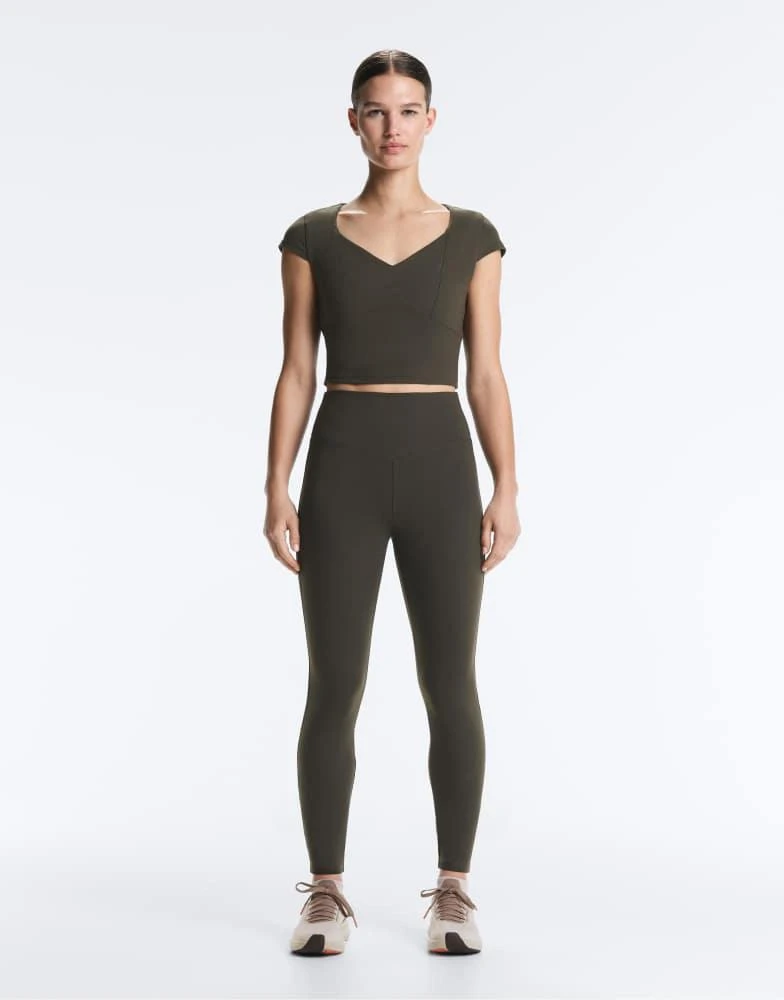 OYSHO OYSHO Evermove 65cm high rise ankle-length leggings in brown 2