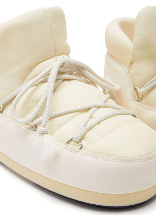 Moon Boot STYLISH AND COMFORTABLE BOOTS