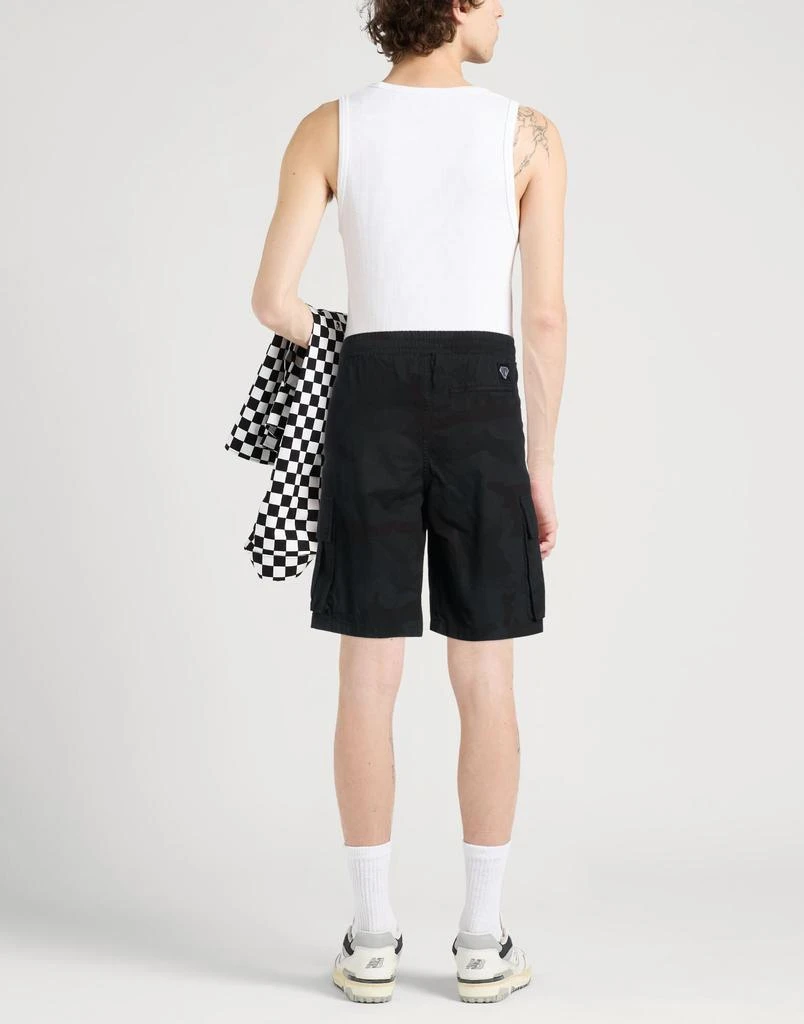 Iuter Shorts
Bermuda 3