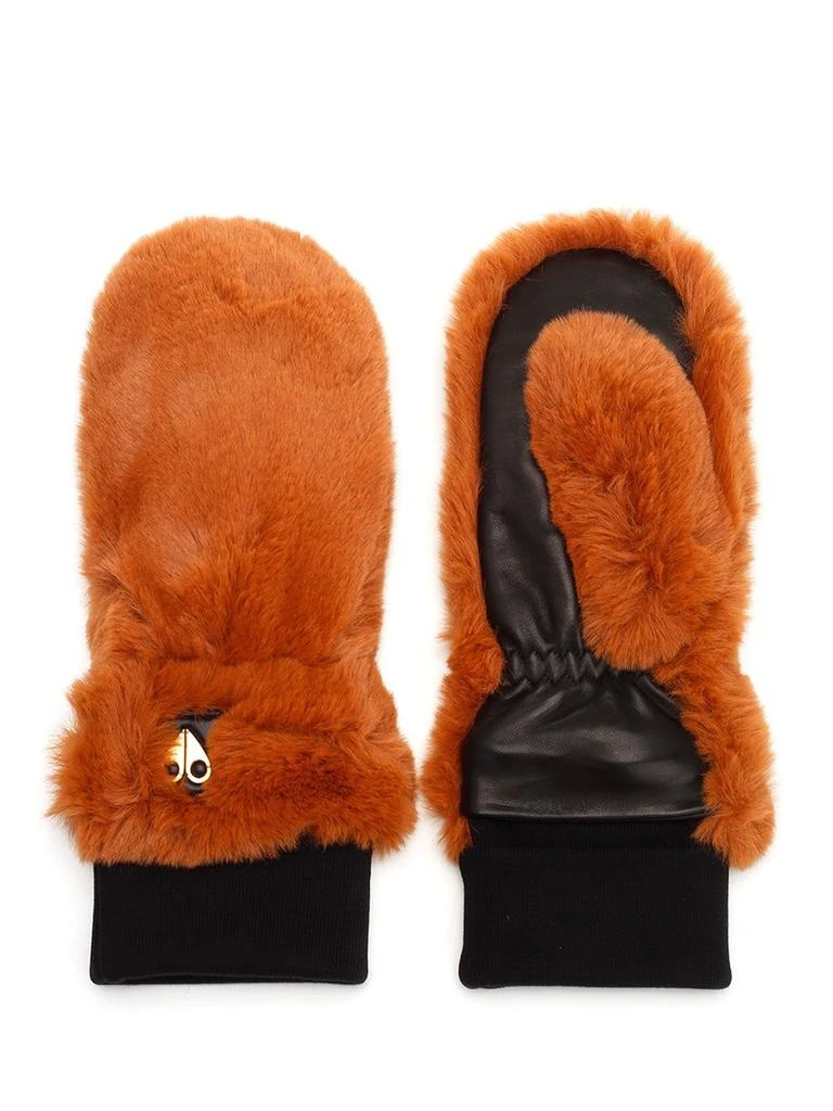 Moose Knuckles Moose Knuckles Logo Plaque Gloves 1