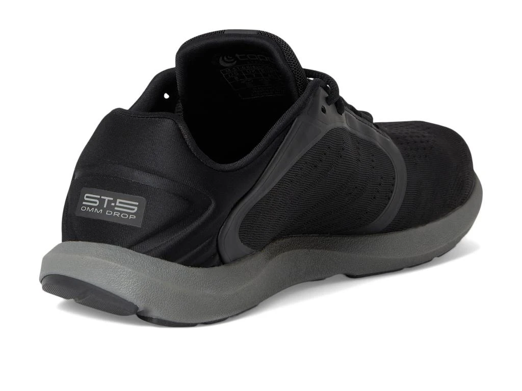 TOPO ATHLETIC ST-5 5